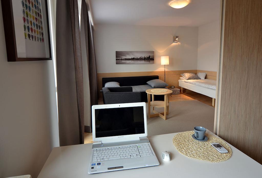 Apartament Classic キェルツェ 部屋 写真