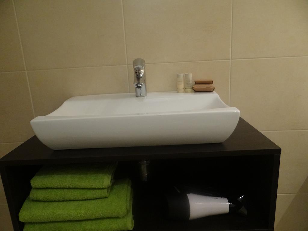Apartament Classic キェルツェ 部屋 写真